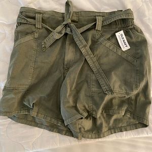 High waisted green shorts with tie.